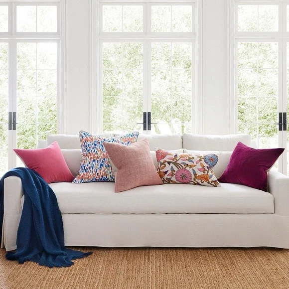 Pottery Barn 18x18 Deep Purple Velvet and Linen Pillow Cover - Picture 8 of 9